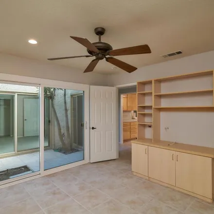 Image 2 - Chaparral Country Club, Camisa Lane, Palm Desert, CA 92260, USA - Apartment for rent