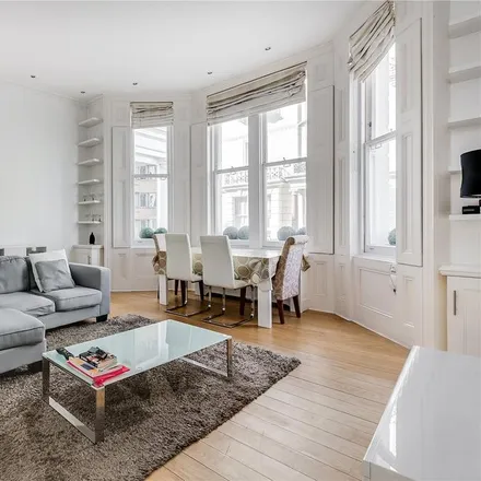 Rent this 1 bed apartment on 14 Southwell Gardens in London, SW7 4RN