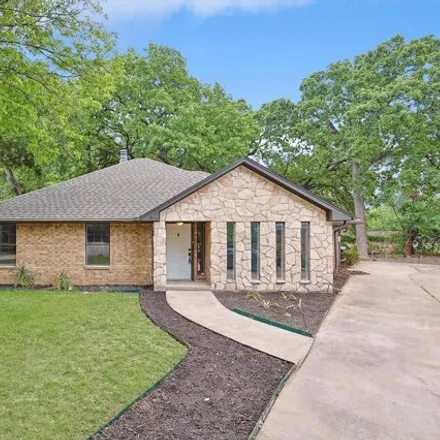 Buy this 5 bed house on 1398 Quanah Street in Irving, TX 75060