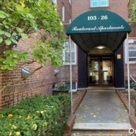 Image 1 - The New Yorker, 103-25 68th Avenue, New York, NY 11375, USA - Apartment for rent