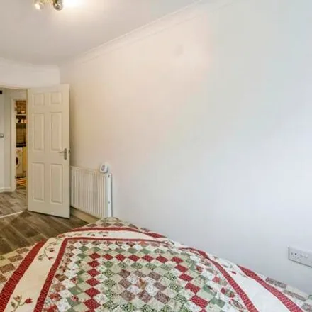 Image 7 - Ringwood Road, Bournemouth, Christchurch and Poole, BH12 4LS, United Kingdom - Apartment for sale