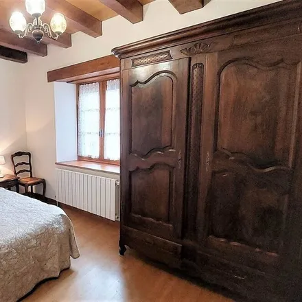 Rent this 6 bed townhouse on 24550 Villefranche-du-Périgord