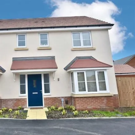 Buy this 4 bed house on unnamed road in Darwen, BB3 3GT