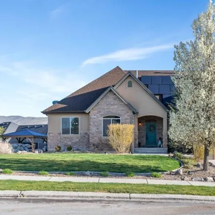 Buy this 8 bed house on East Clubhouse Lane in Eagle Mountain, UT