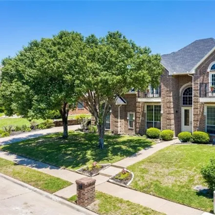 Image 2 - 1122 Wishing Well Court, Cedar Hill, TX 75104, USA - House for sale