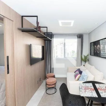 Buy this 2 bed apartment on Avenida Nove de Julho 544 in República, São Paulo - SP