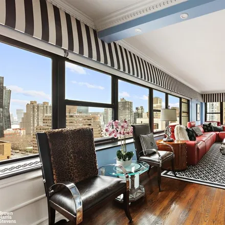 Buy this studio apartment on 160 EAST 38TH STREET 18GH in New York