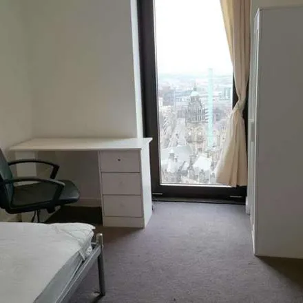 Image 9 - Saint Paul's Tower, 7 Arundel Gate, The Heart of the City, Sheffield, S1 2LJ, United Kingdom - Apartment for rent