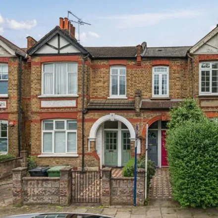 Rent this 3 bed apartment on Emlyn Road in London, London