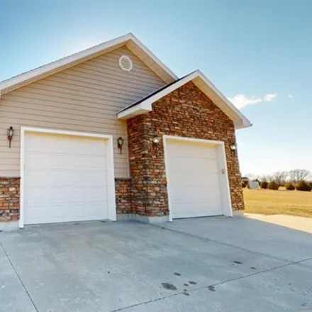 Buy this 2 bed house on 2619 West 32nd Street in Sedalia, MO 65301