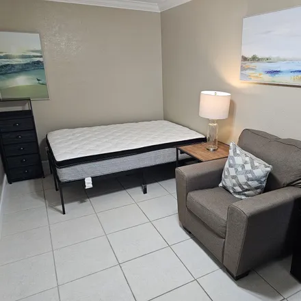 Rent this 1 bed room on Fort Lauderdale in FL, US