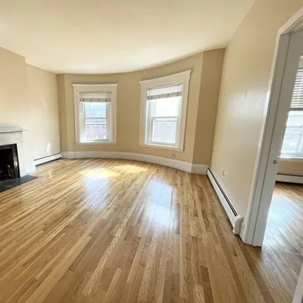 Image 4 - 670 Massachusetts Avenue, Boston, MA 02118, USA - Apartment for rent