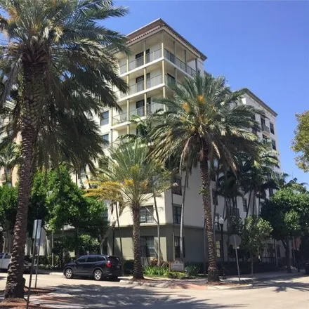 Buy this 1 bed condo on 1911 Jackson Street in Hollywood, FL 33020