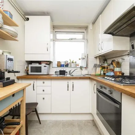 Rent this 2 bed apartment on Sceptre Road in London, E2 0JT