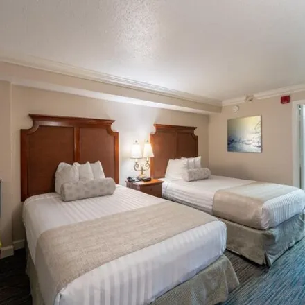 Image 4 - Holiday Inn, 1200 North Ocean Boulevard, Myrtle Beach, SC 29577, USA - Condo for sale