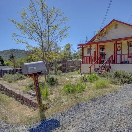Buy this 2 bed house on 747 Hearn Street in Yreka, CA 96097