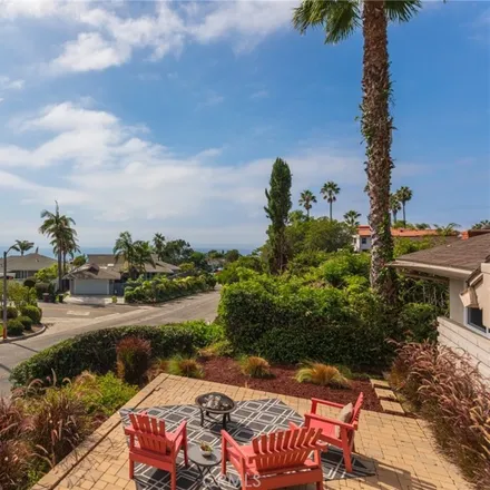 Buy this 4 bed house on 403 Avenida San Carlos in San Clemente, CA 92672