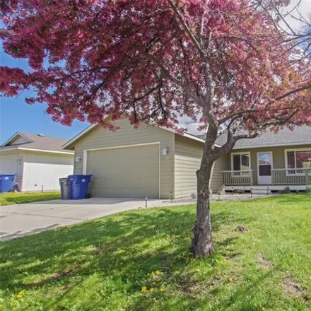 Buy this 3 bed house on 830 Acacia Lane in Ellensburg, WA 98926