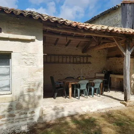 Image 8 - 16700 Ruffec, France - House for sale