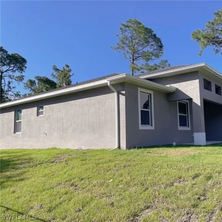 Image 2 - 2512 33rd St W, Lehigh Acres, Florida, 33971 - House for sale