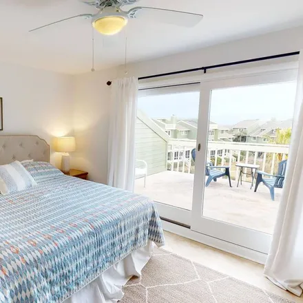 Rent this 3 bed condo on Isle of Palms in SC, 29451