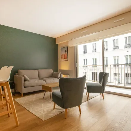Image 8 - 20 Rue Vineuse, 75116 Paris, France - Apartment for rent