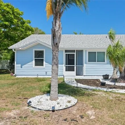 Buy this 3 bed house on 809 Mentmore Circle in Deltona, FL 32738