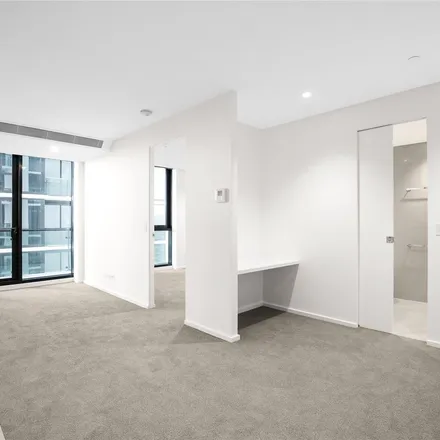 Image 2 - Melbourne ONE, 612 Lonsdale Street, Melbourne VIC 3000, Australia - Apartment for rent