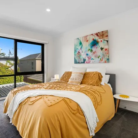 Rent this 3 bed apartment on Queen Street in Mornington VIC 3931, Australia