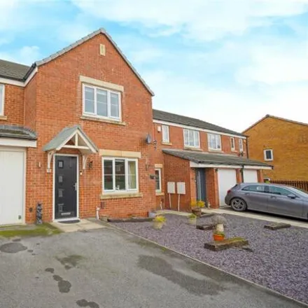 Buy this 4 bed house on Harvest Avenue in Thurcroft, S66 9FD