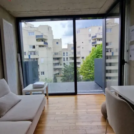Image 6 - 75 Avenue Danielle Casanova, 94200 Ivry-sur-Seine, France - Apartment for rent