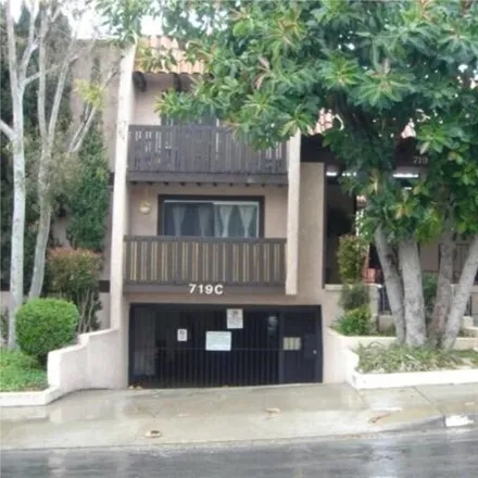 Buy this 2 bed house on 731 North Eucalyptus Avenue in Inglewood, CA 90302