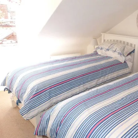 Rent this 2 bed townhouse on Wells-next-the-Sea in NR23 1EP, United Kingdom