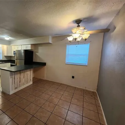 Image 7 - 5830 Gulf Drive, New Port Richey, FL 34652, USA - House for sale