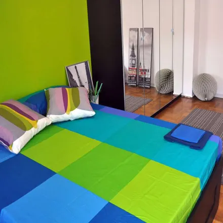 Rent this 9 bed room on Via Gaeta in 2, 20161 Milan MI