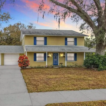 Buy this 4 bed house on 637 East Lorraine Circle in Lake Wales, FL 33853