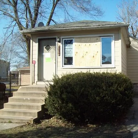 Buy this 3 bed house on 11420 South Carpenter Street in Chicago, IL 60643