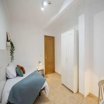 Image 5 - Calle de Bravo Murillo, 297 - 7, 28020 Madrid, Spain - Room for rent
