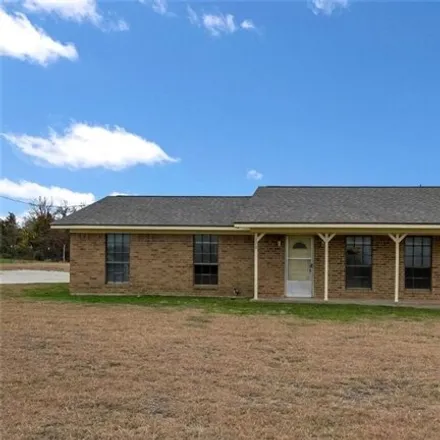 Buy this 3 bed house on 134 Cecil Lane in McLennan County, TX 76712