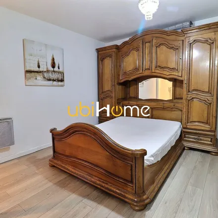 Rent this 2 bed apartment on FR*55C*P92140*CLM*BECLERE in Place de Ferrari, 92140 Clamart