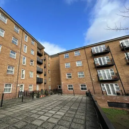 Buy this 2 bed apartment on Holly Street in Luton, LU1 3PN