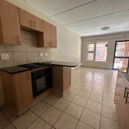 Image 6 - unnamed road, Shere, Gauteng, 0050, South Africa - Apartment for rent