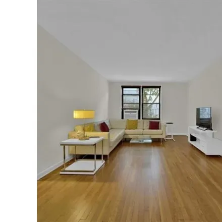 Image 4 - 5235 Post Road, New York, NY 10471, USA - Apartment for sale