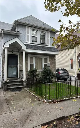 Buy this 3 bed house on 190-34 Dormans Road in New York, NY 11412