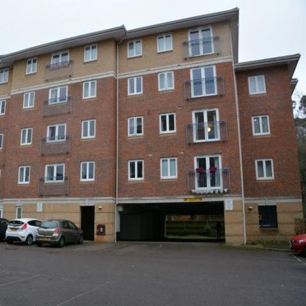 Rent this 1 bed apartment on Jubilee Hall Road in Farnborough, GU14 7GZ