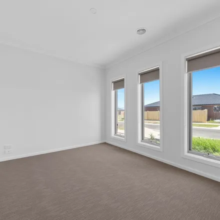 Image 2 - 25 Prado Avenue, Clyde North VIC 3978, Australia - Apartment for rent