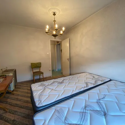 Rent this 3 bed apartment on Calle de Joaquín Soldevilla in 1, 33900 Llangréu / Langreo