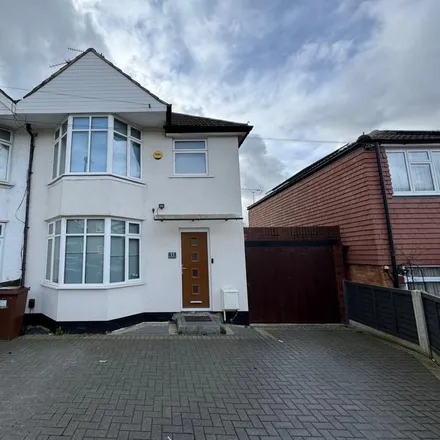 Rent this 3 bed duplex on Pembroke Place in South Stanmore, London