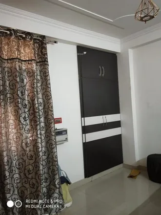Rent this 5 bed apartment on unnamed road in Badkhal, Faridabad - 121001
