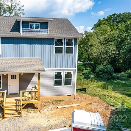Buy this 3 bed house on 77 Delaware Avenue in Malvern Hills, Asheville